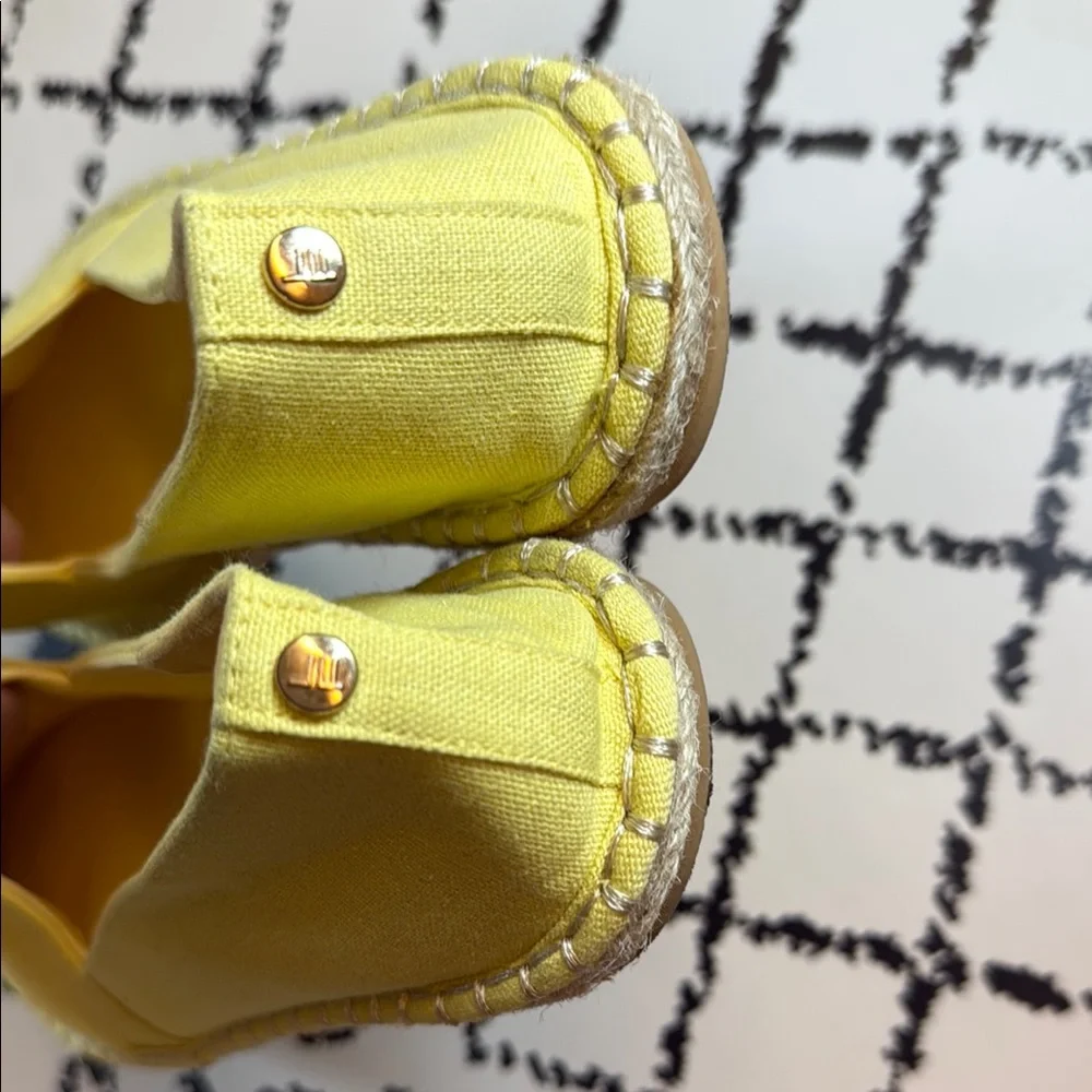 London Fog Yellow Espadrilles Casual Comfort - US Size 7.5 - EUC